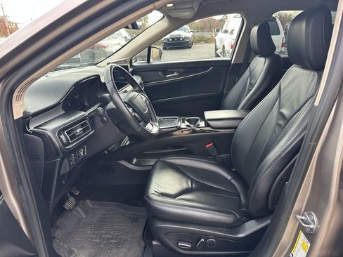 Used 2021 Lincoln Nautilus FWD w/ Equipment Group 101A image 12