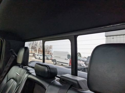 Used 2018 Ford F150 Platinum w/ Equipment Group 701A Luxury image 28