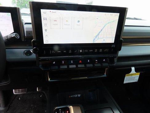 New 2025 GMC Hummer EV 3X w/ Battery Pack, 24 Module Pack image 45