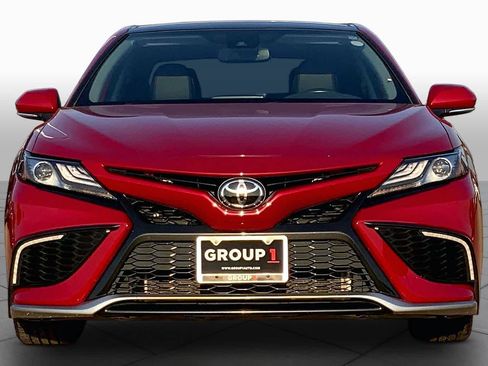 Used 2023 Toyota Camry XSE FWD image 5