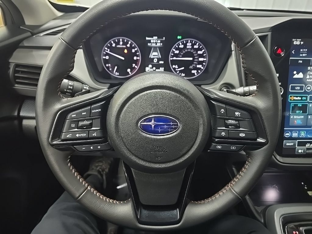 Used 2025 Subaru Crosstrek 2.5i Limited AWD/4WD image 24