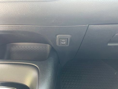 Used 2024 Toyota Corolla LE FWD image 30