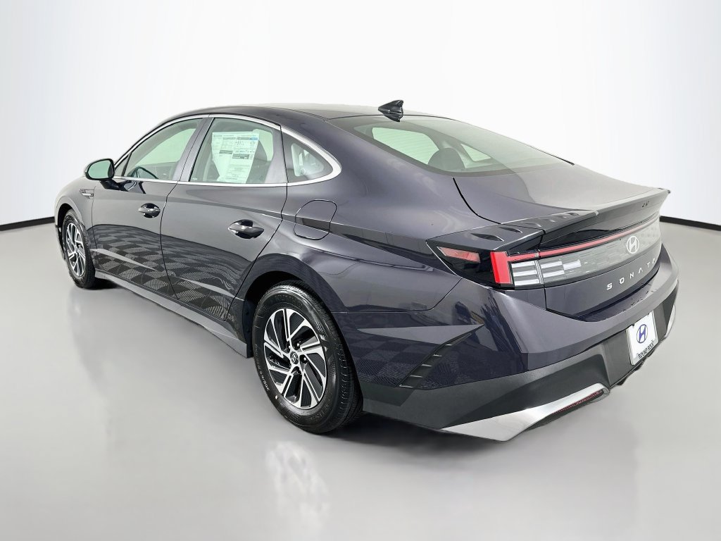 New 2026 Hyundai Sonata Blue FWD image 7