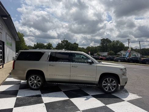 Used 2016 Chevrolet Suburban LTZ AWD/4WD image 7