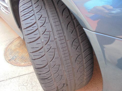 Used 2004 Mercedes-Benz SL 500 w/ Trim Pkg image 21