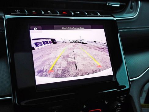 New 2025 Jeep Grand Cherokee Altitude image 25