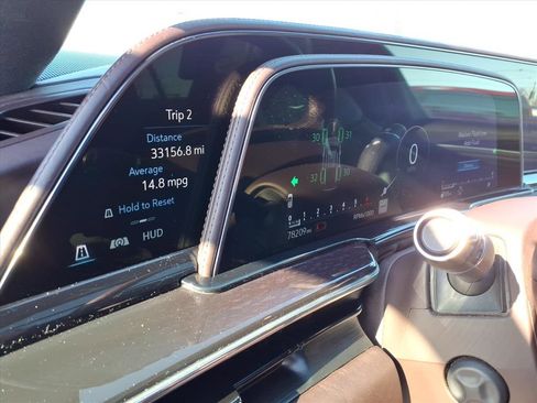 Used 2021 Cadillac Escalade ESV Sport Platinum image 27