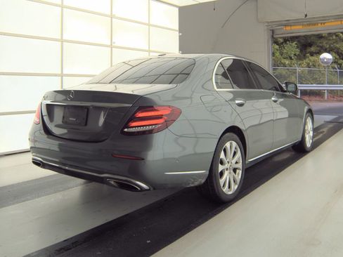 Used 2018 Mercedes-Benz E 300 w/ Premium 1 Package image 7