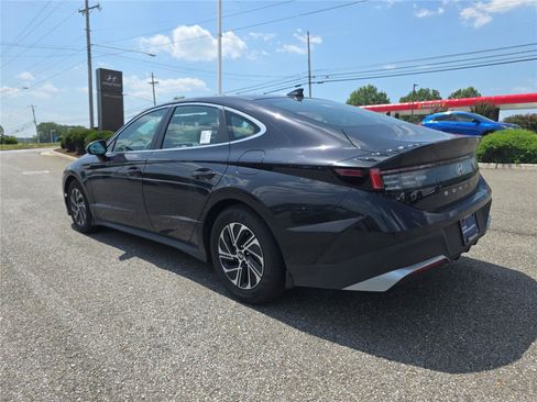 Certified 2026 Hyundai Sonata Blue FWD image 8