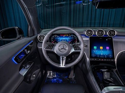 Used 2026 Mercedes-Benz GLC 300 4MATIC image 17