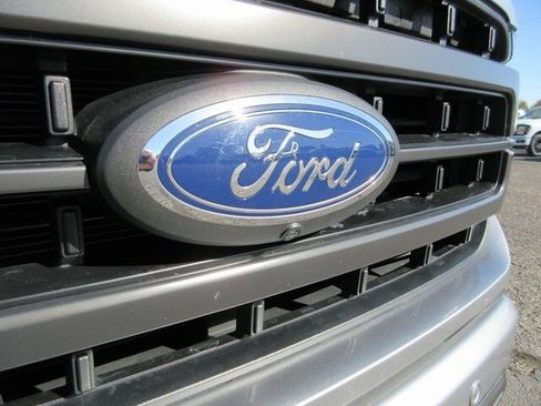 Used 2023 Ford F150 Lariat w/ Equipment Group 502A High image 44