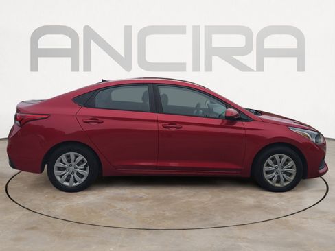Used 2020 Hyundai Accent SE image 11