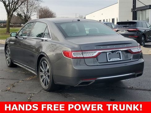 Used 2017 Lincoln Continental Reserve w/ Climate Package image 5