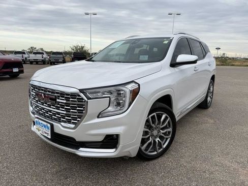 Certified 2024 GMC Terrain Denali image 2