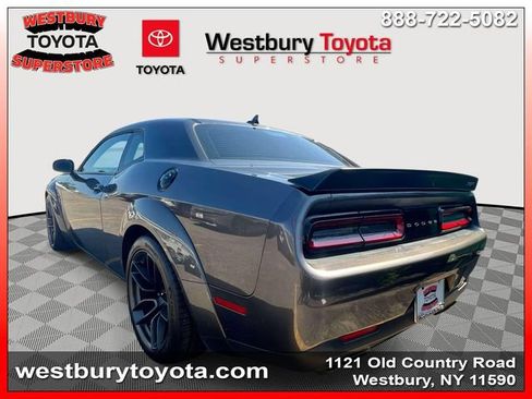 Used 2023 Dodge Challenger SRT Hellcat RWD image 6