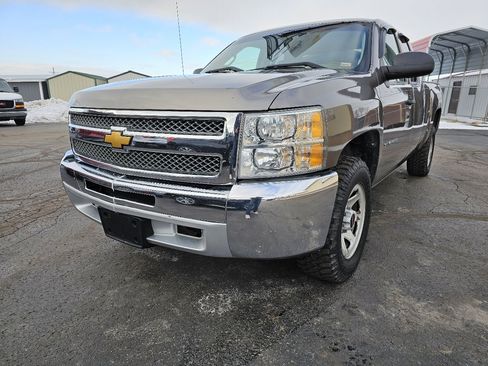 Used 2012 Chevrolet Silverado 1500 W/T w/ LS Package image 2