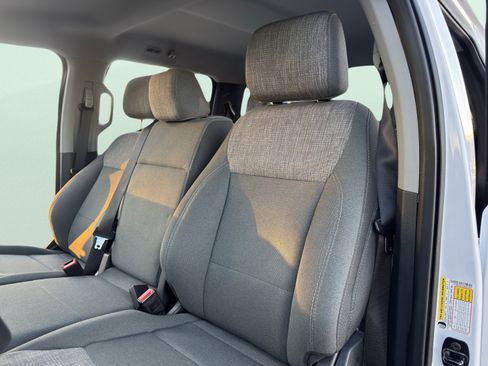 Used 2024 Ford F350 XLT image 30