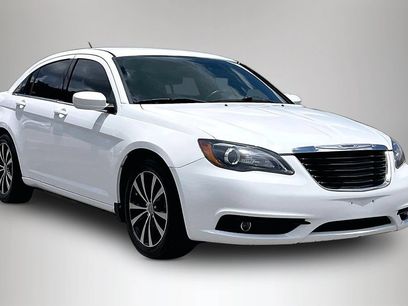 Used 2013 Chrysler 200 Touring w/ S Exterior Appearance Pkg