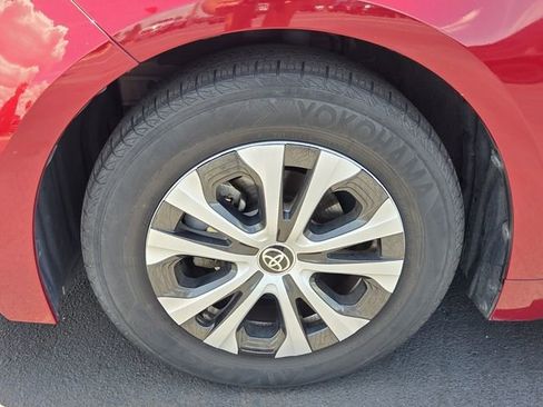 Used 2022 Toyota Corolla LE FWD image 8