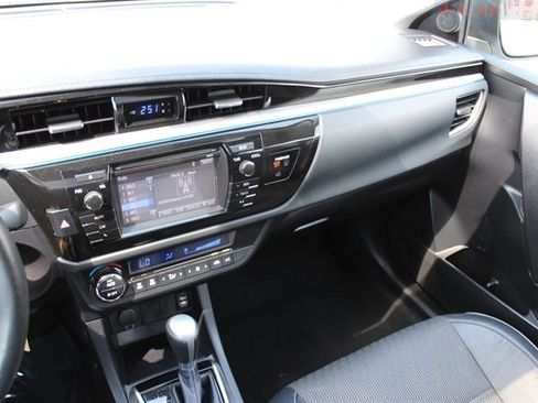 Used 2015 Toyota Corolla S FWD image 10