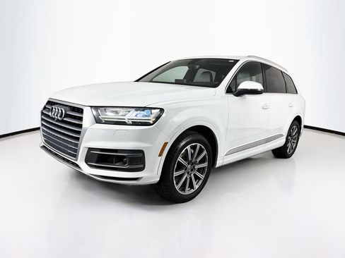 Used 2017 Audi Q7 3.0T Prestige AWD/4WD image 3