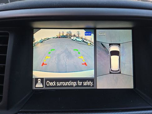 Used 2019 Nissan Pathfinder SL image 21