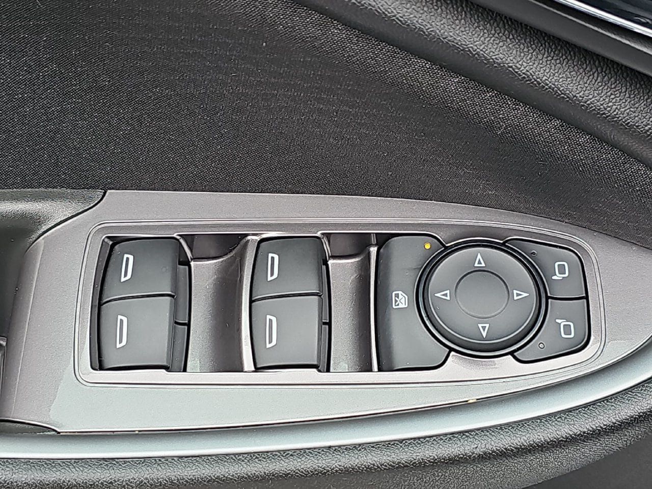 Used 2024 Chevrolet Malibu LS w/ Driver Confidence Package FWD image 31