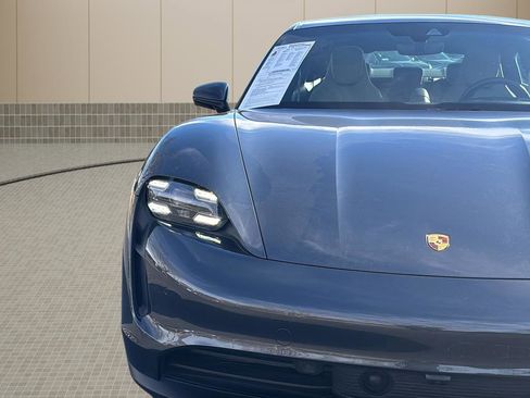 Used 2021 Porsche Taycan 4S image 10