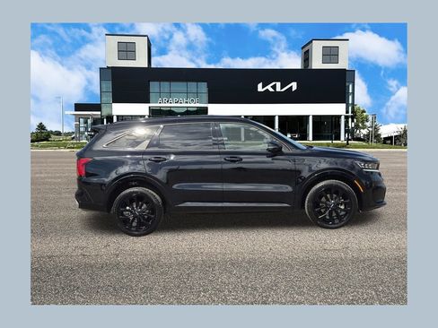 Used 2023 Kia Sorento SX AWD/4WD image 1