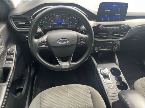 Used 2021 Ford Escape SE FWD image 17