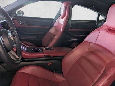 Used 2020 Porsche Taycan 4S image 19