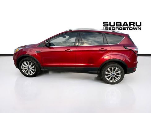 Used 2017 Ford Escape Titanium image 4