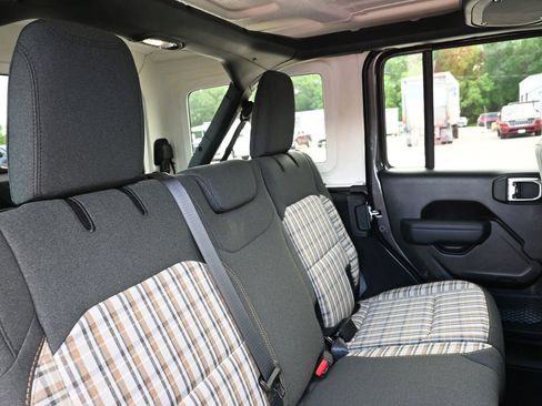 New 2026 Jeep Wrangler Unlimited Sport AWD/4WD image 30