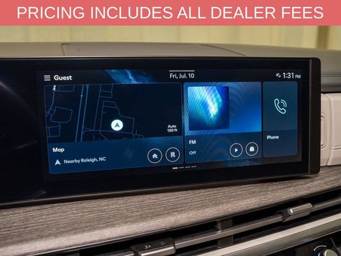 Used 2024 Hyundai Santa Fe Limited FWD image 16