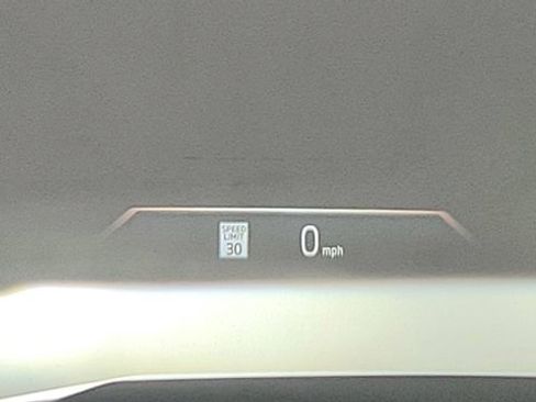 Used 2024 BMW 530i image 41