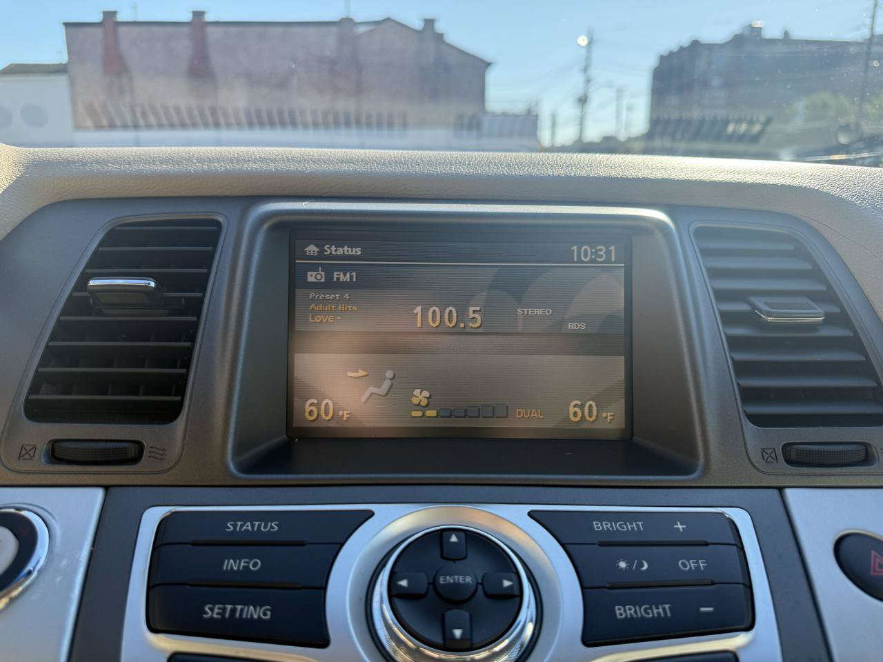 Used 2011 Nissan Murano SL FWD image 10