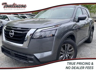 Used 2025 Nissan Pathfinder SV