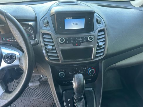 Used 2022 Ford Transit Connect XL image 16