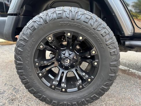 Used 2020 Jeep Wrangler Unlimited Sport AWD/4WD image 29