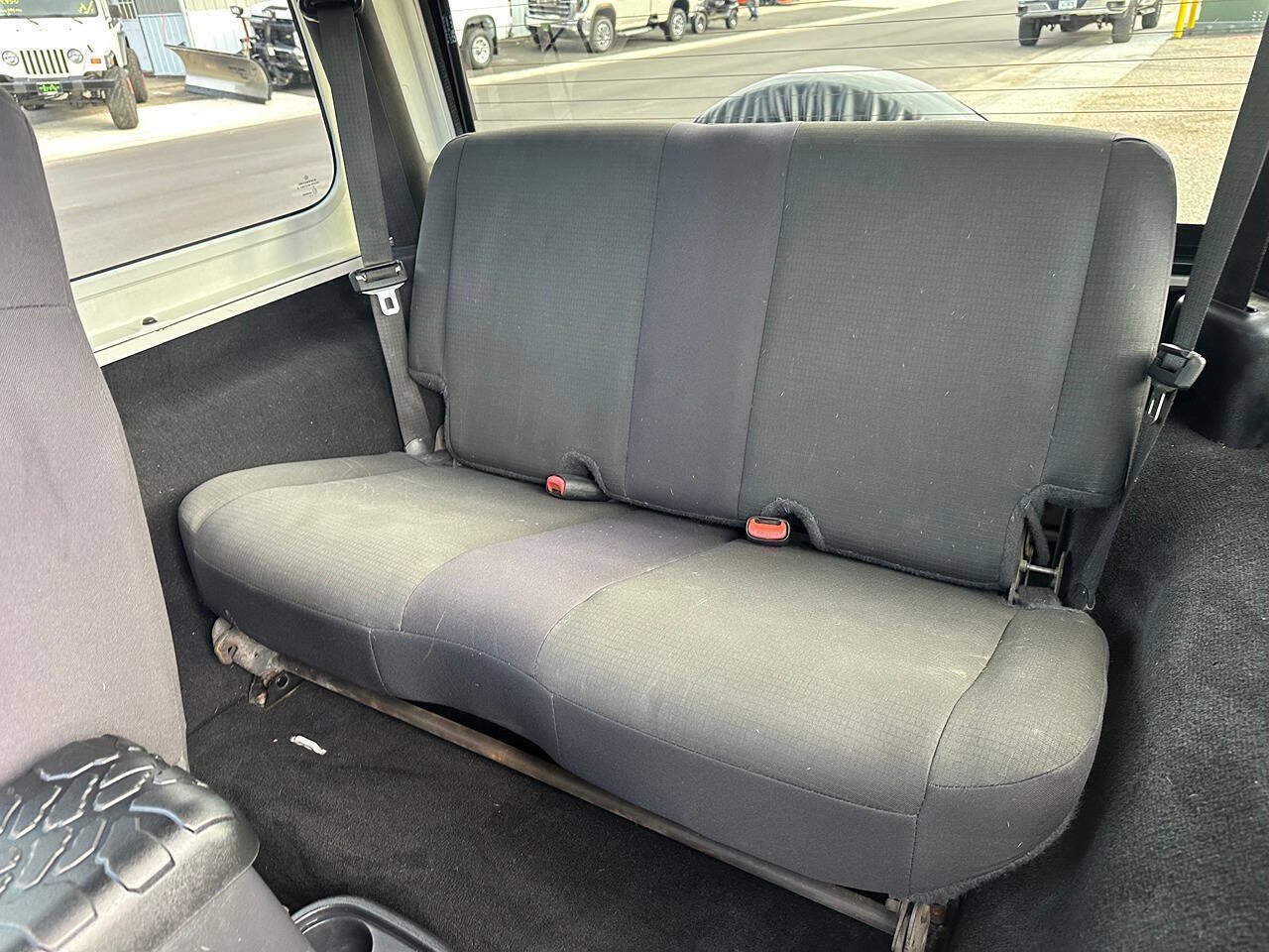 Used 2006 Jeep Wrangler X AWD/4WD image 38