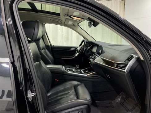Used 2019 BMW X7 xDrive40i w/ Premium Package AWD/4WD image 34