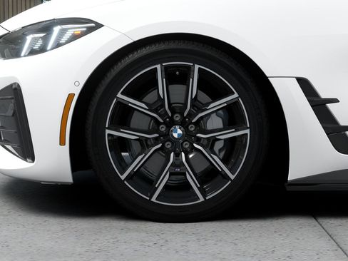 New 2026 BMW i4 eDrive40 image 7