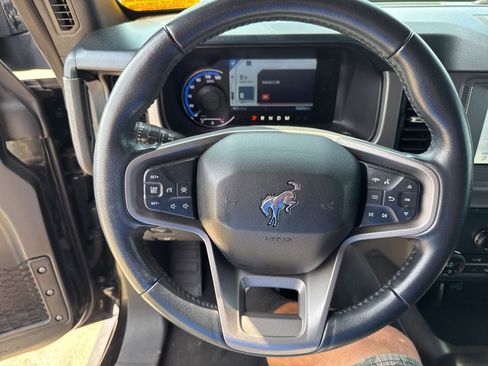 Used 2023 Ford Bronco Outer Banks image 22