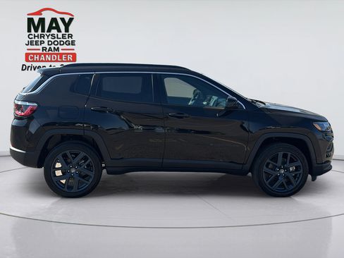New 2026 Jeep Compass Latitude AWD/4WD image 8