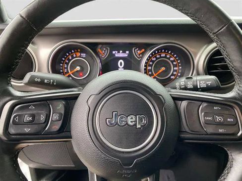 Certified 2020 Jeep Wrangler Sport image 17