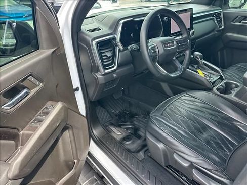 Used 2024 GMC Canyon Elevation w/ Trailering Package RWD image 15