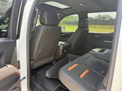 New 2026 GMC Sierra 1500 AT4 w/ Technology Package AWD/4WD image 22