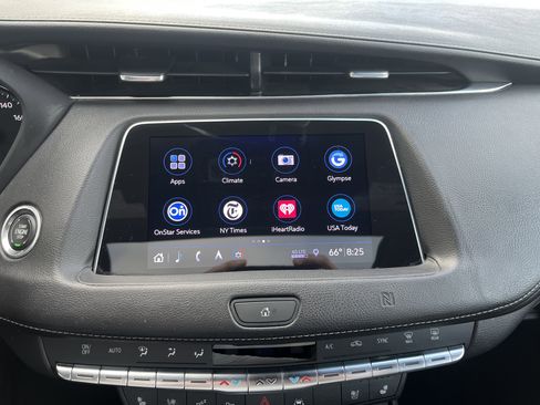 Used 2019 Cadillac XT4 Premium Luxury w/ Technology Package image 27