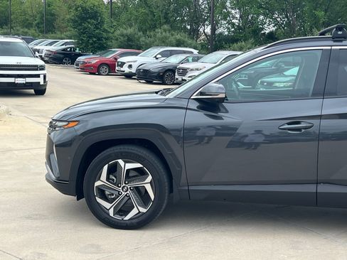 Used 2023 Hyundai Tucson Limited image 7