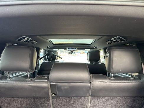 Used 2020 Land Rover Range Rover Long Wheelbase HSE image 15